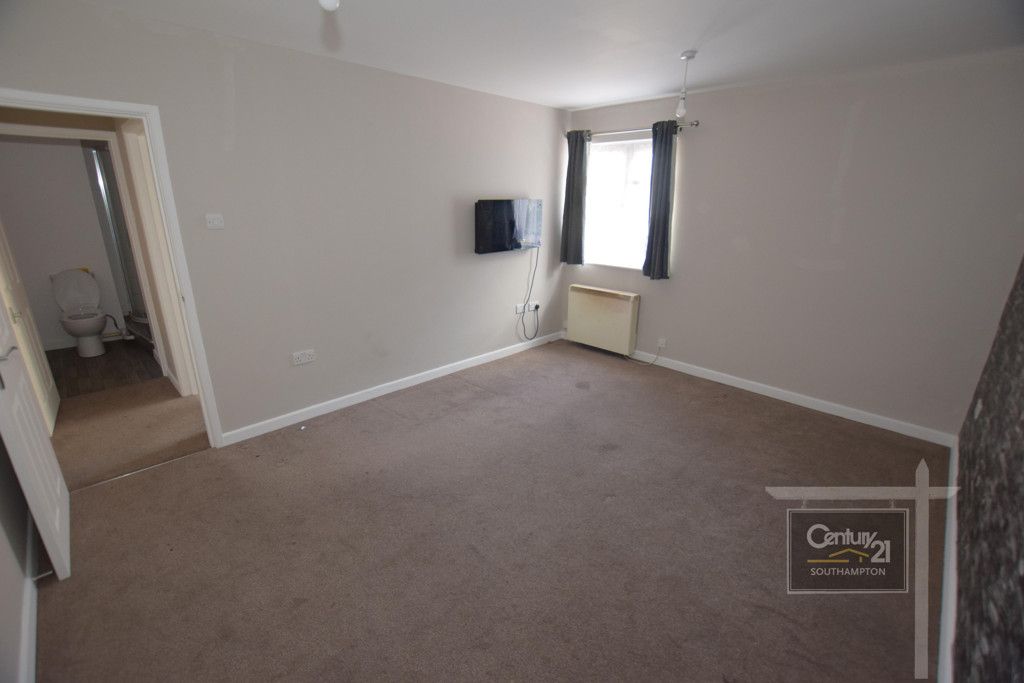 Property photo 2 of 3