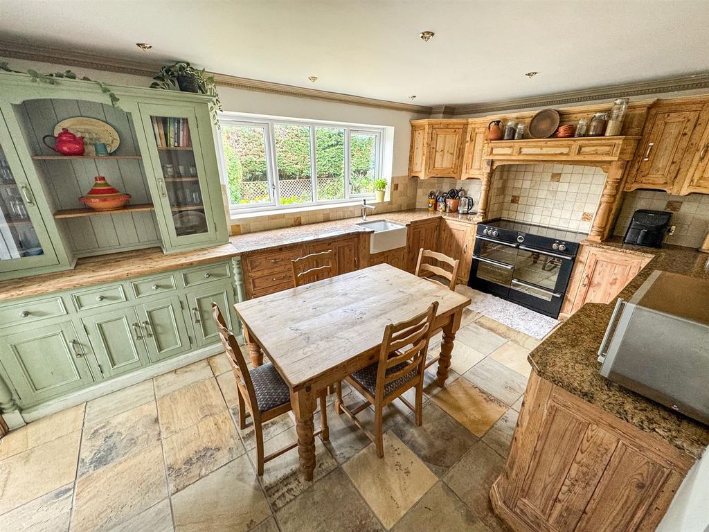 Property photo 3 of 65 Img_7865.Jpg