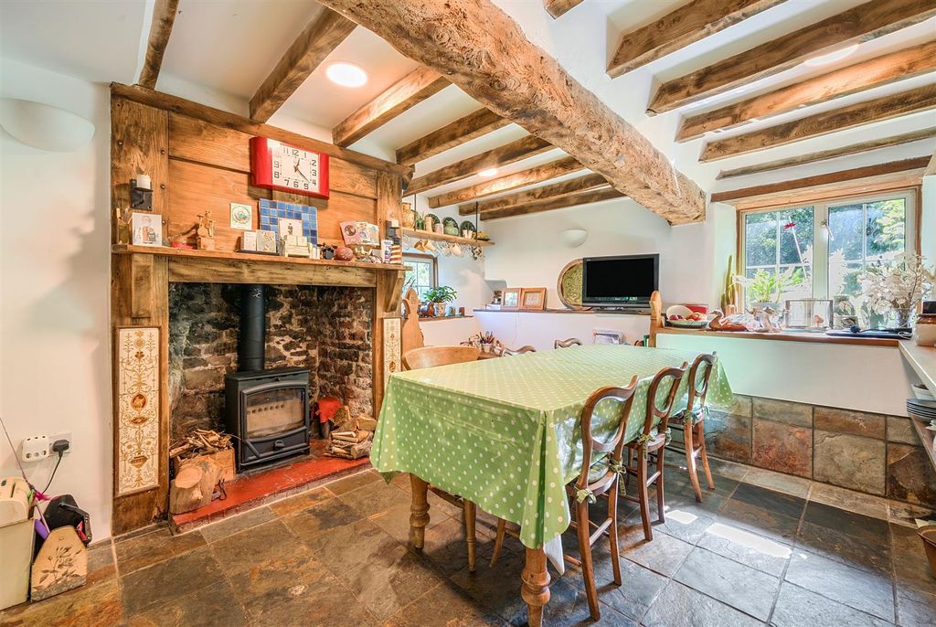 Property photo 3 of 43 Breakfast Room