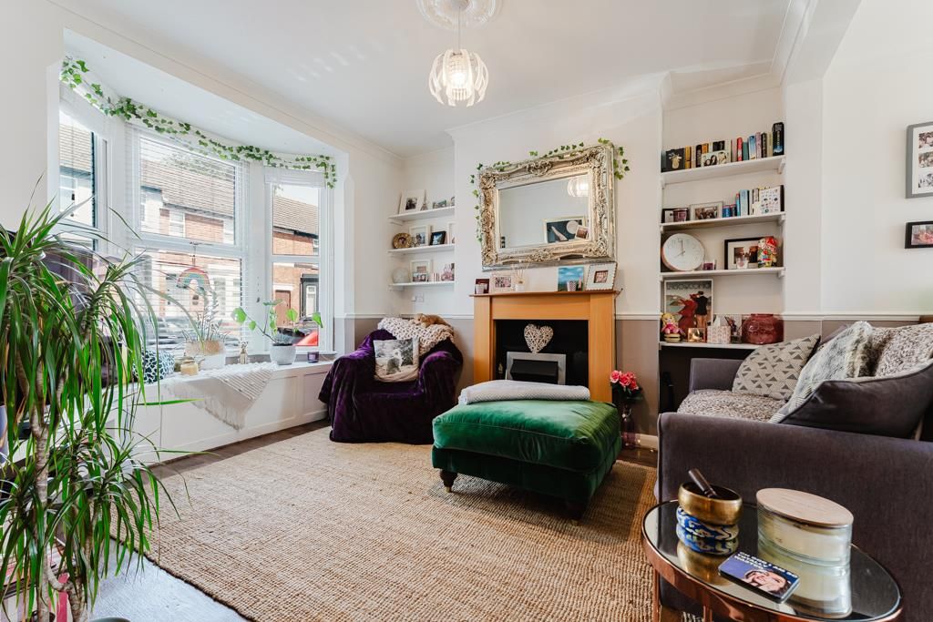 Property photo 2 of 27 65 Roundhill Road, Kettering-9.Jpg
