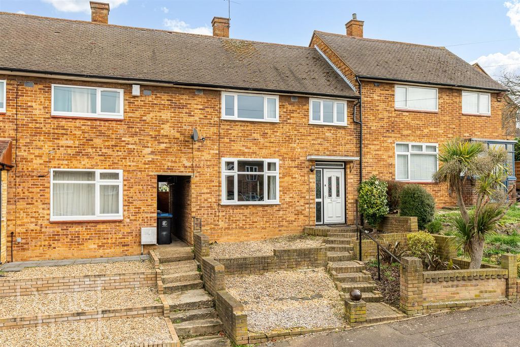 Property photo 1 of 21