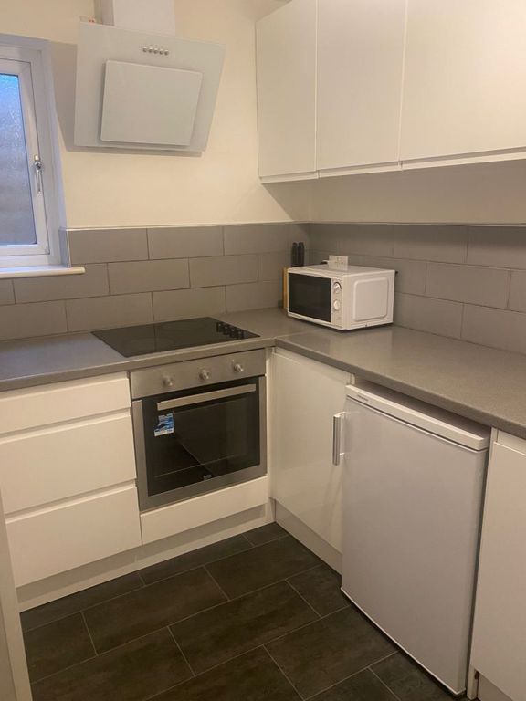 Property photo 1 of 3