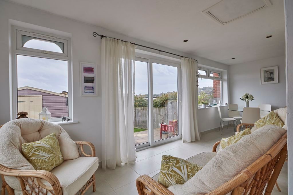 Property photo 3 of 13 Dining Room