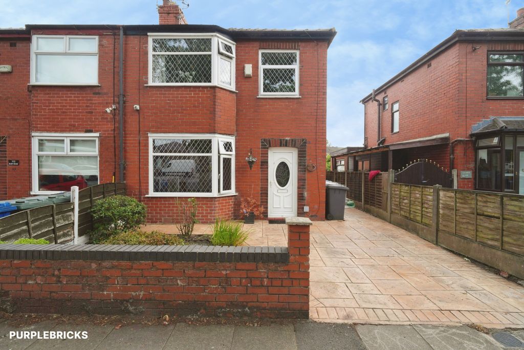 Property photo 2 of 30