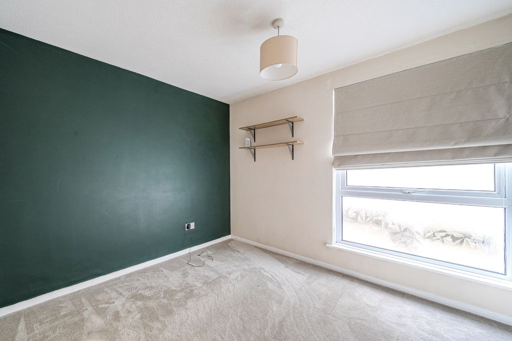 Additional image 11 of 2 bed flat for salePortland Court, Victoria Road, Barnstaple, Devon EX32
