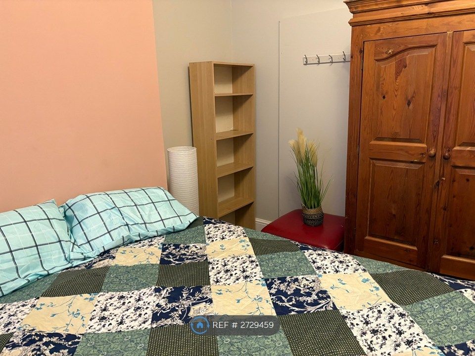 Property photo 2 of 4