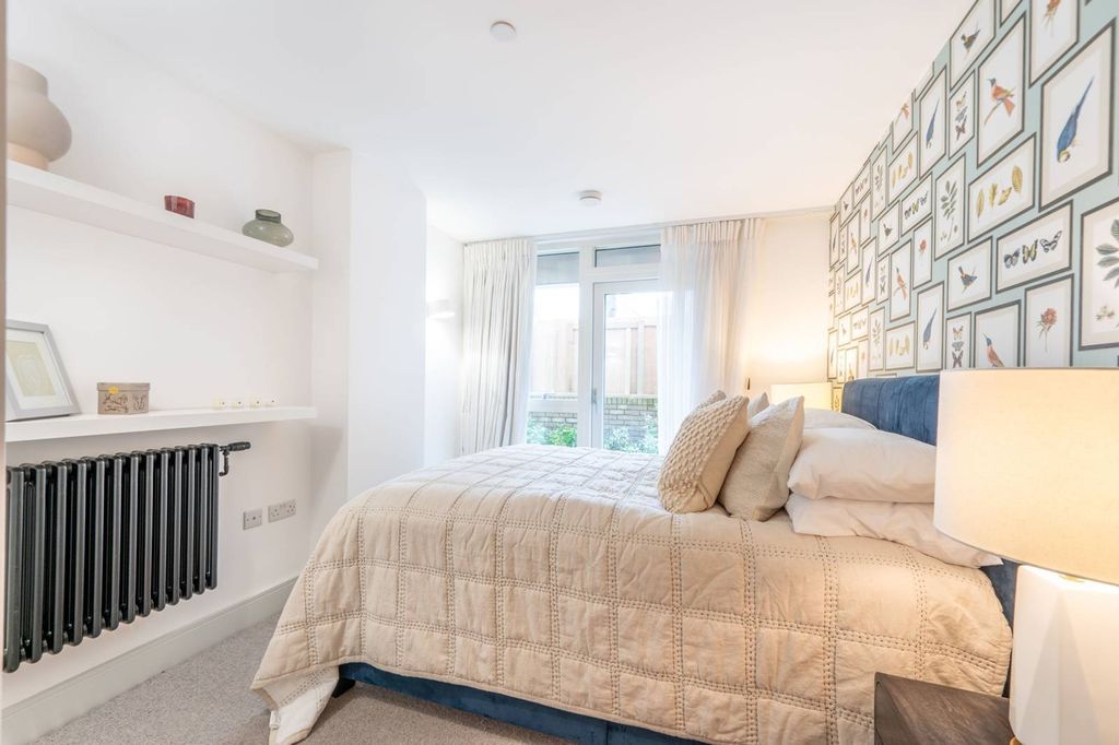 Property photo 3 of 22