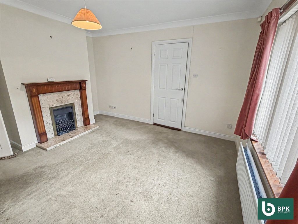 Property photo 2 of 11 Picture No. 03