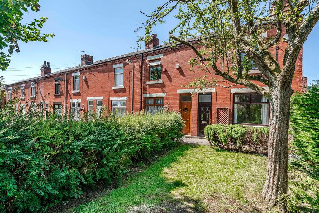 Property photo 1 of 24