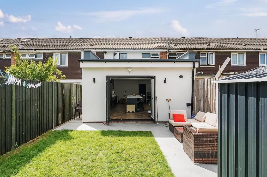 Property photo 1 of 9 Rear Aspect