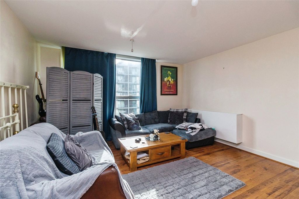 Property photo 2 of 14 Picture No. 03