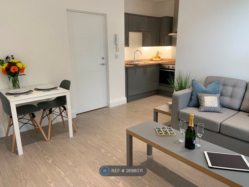 Property photo 1 of 11 Lounge