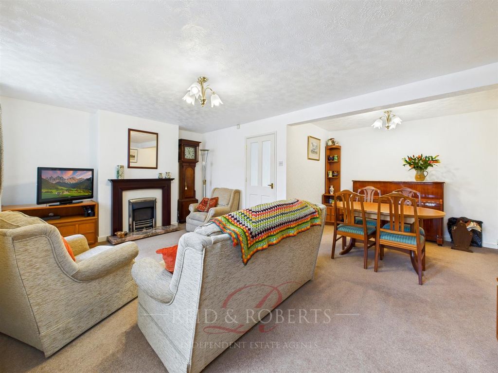 Property photo 2 of 29 Cam03999G0-Pr0199-Still027.Jpg