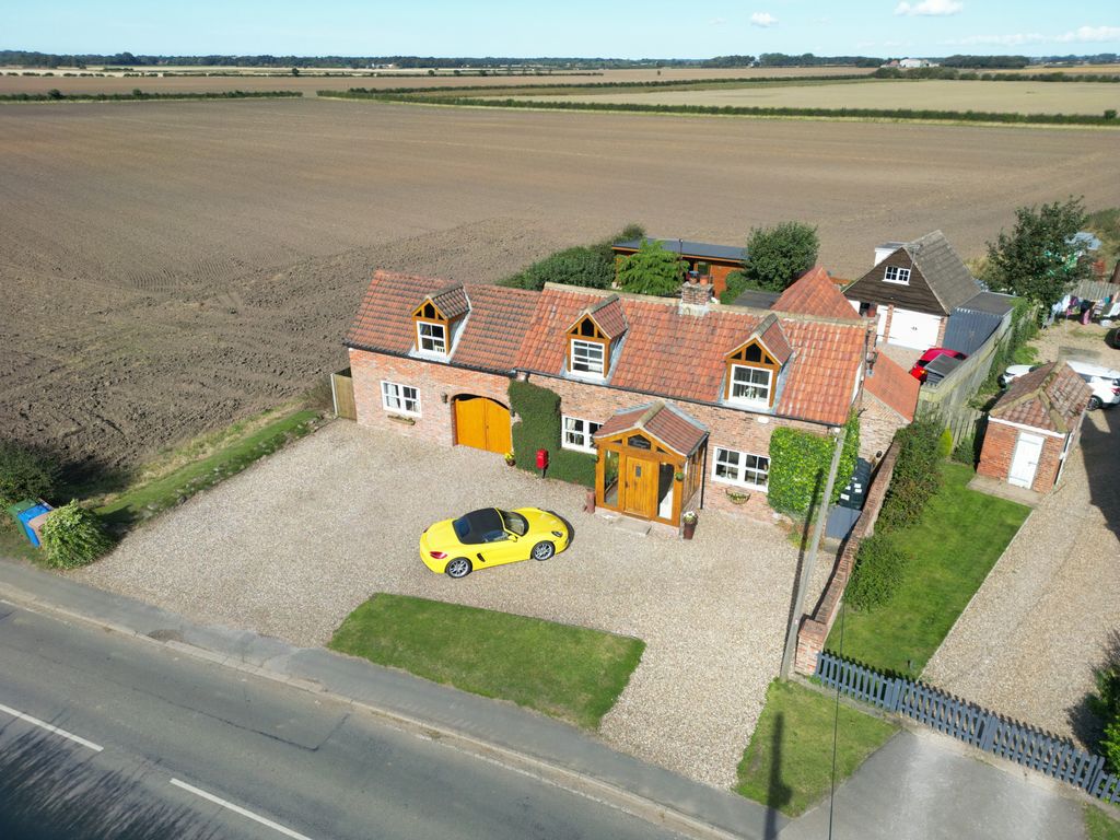 Property photo 1 of 67