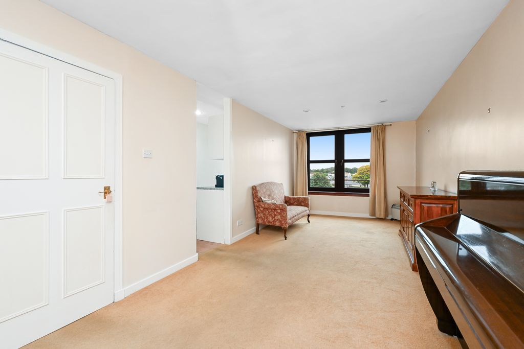 Property photo 3 of 17 Property Image 3