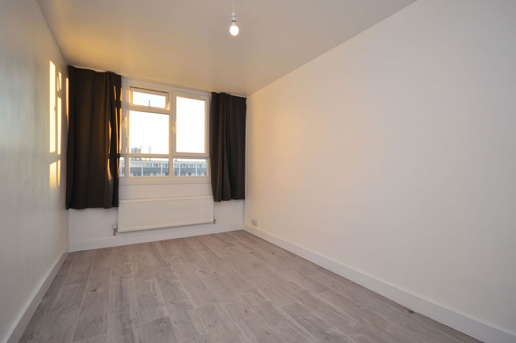 Property photo 3 of 12 Gallery