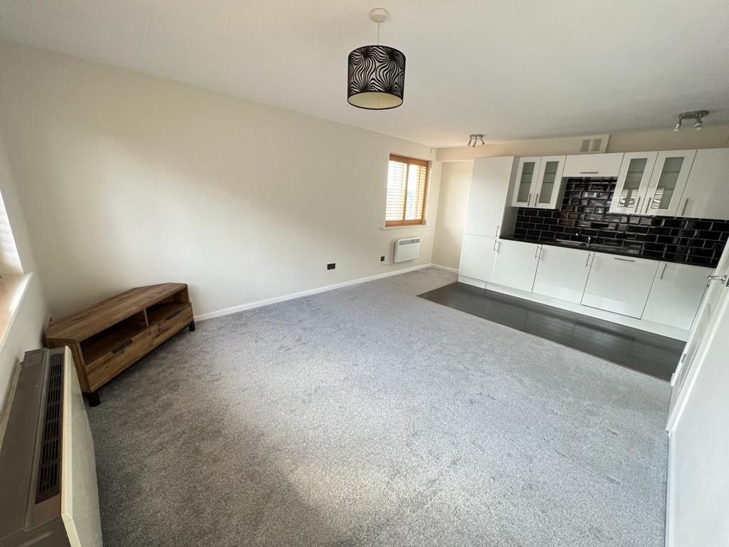 Property photo 3 of 10 Lounge3.Jpeg