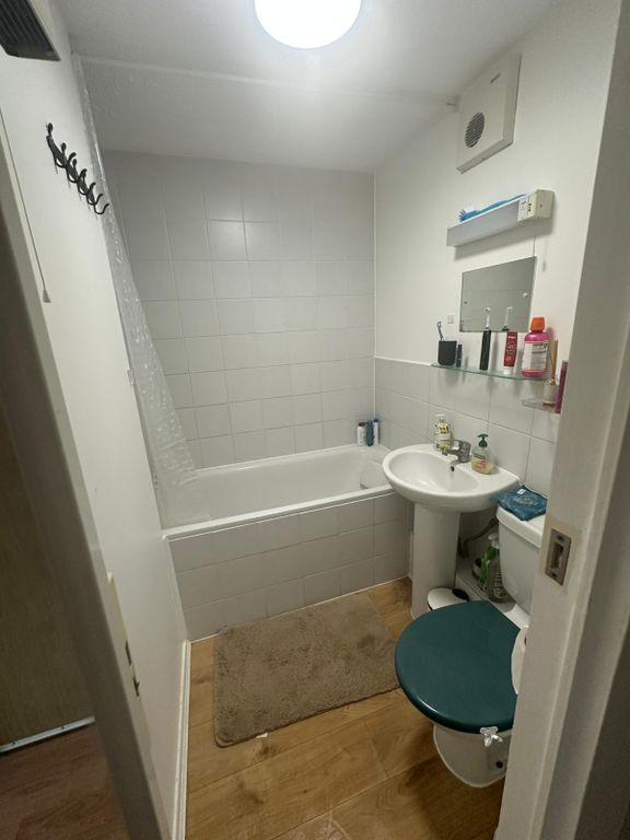 Property photo 2 of 4