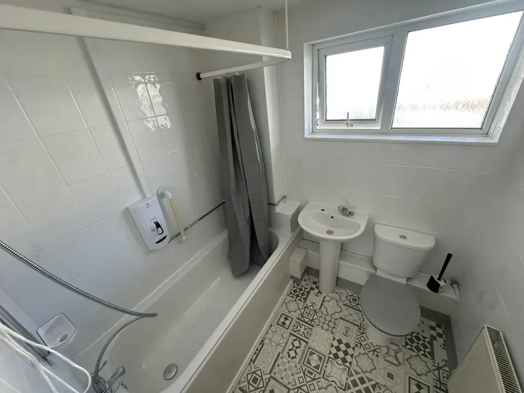 Property photo 3 of 3