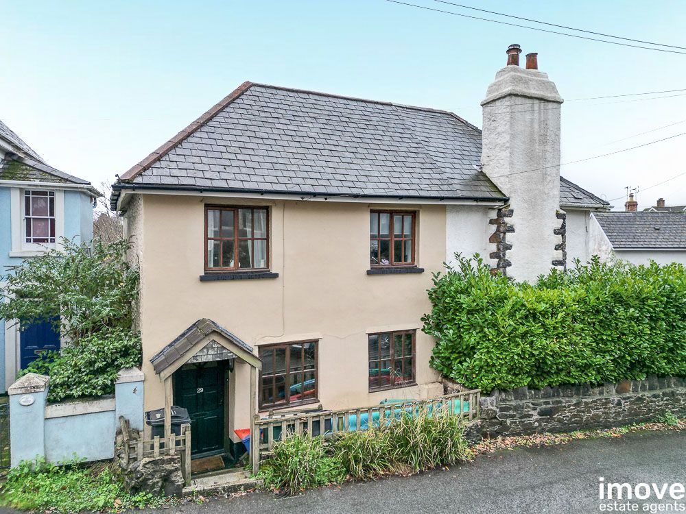 Property photo 1 of 18