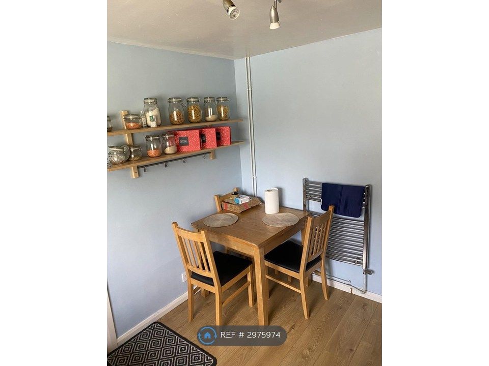 Property photo 3 of 15 Kitchen / Diner