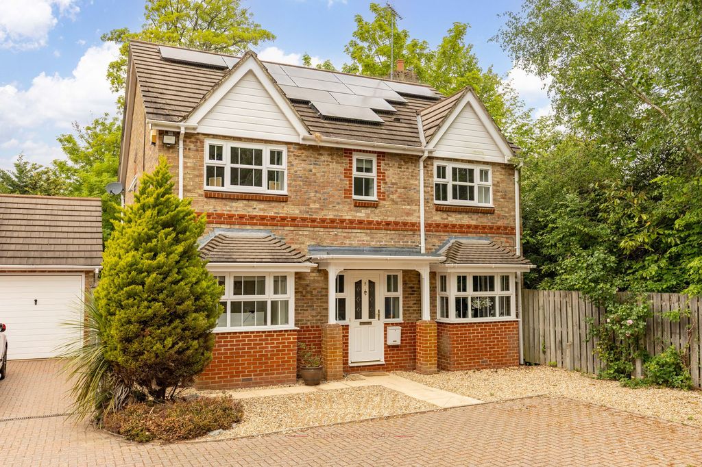Property photo 1 of 34