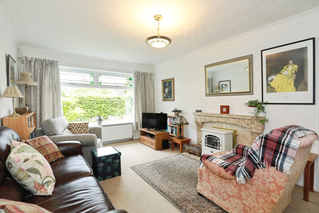 Property photo 2 of 19 Photo