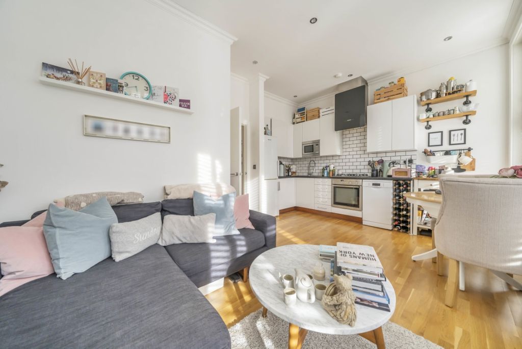Property photo 2 of 6 942496 (1)
