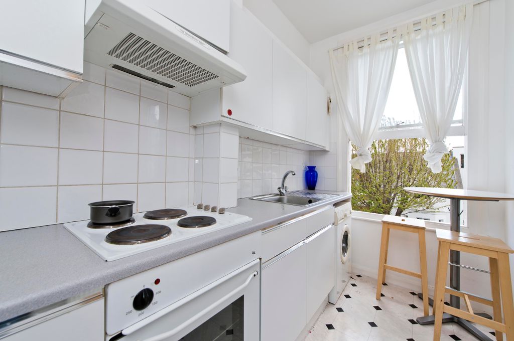 Property photo 3 of 6 A085i00000L97Hkaar_Bgo960005_06.Jpg