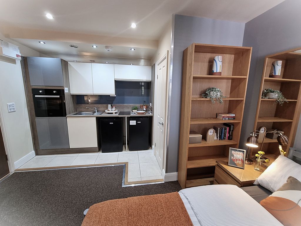 Property photo 3 of 9