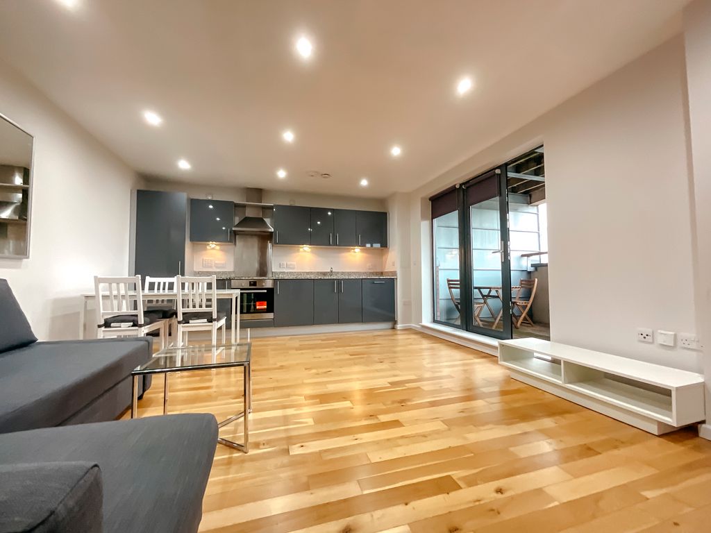 Property photo 3 of 11