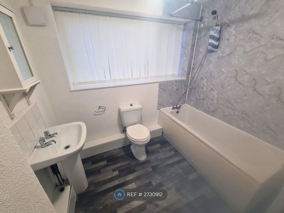 Property photo 3 of 5