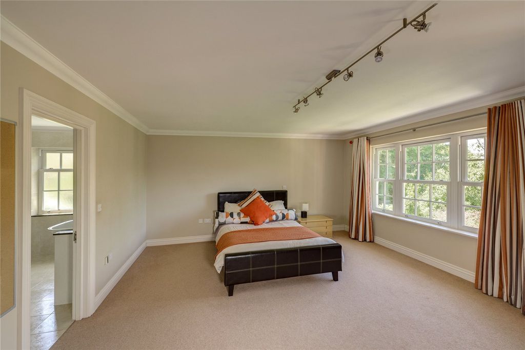 Additional image 14 of 8 bed detached house for saleWestfield Road, Beaconsfield HP9