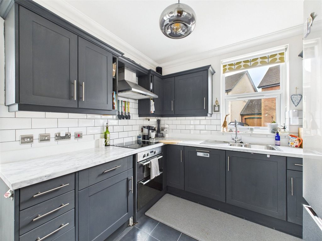 Property photo 3 of 33 Picture No. 03