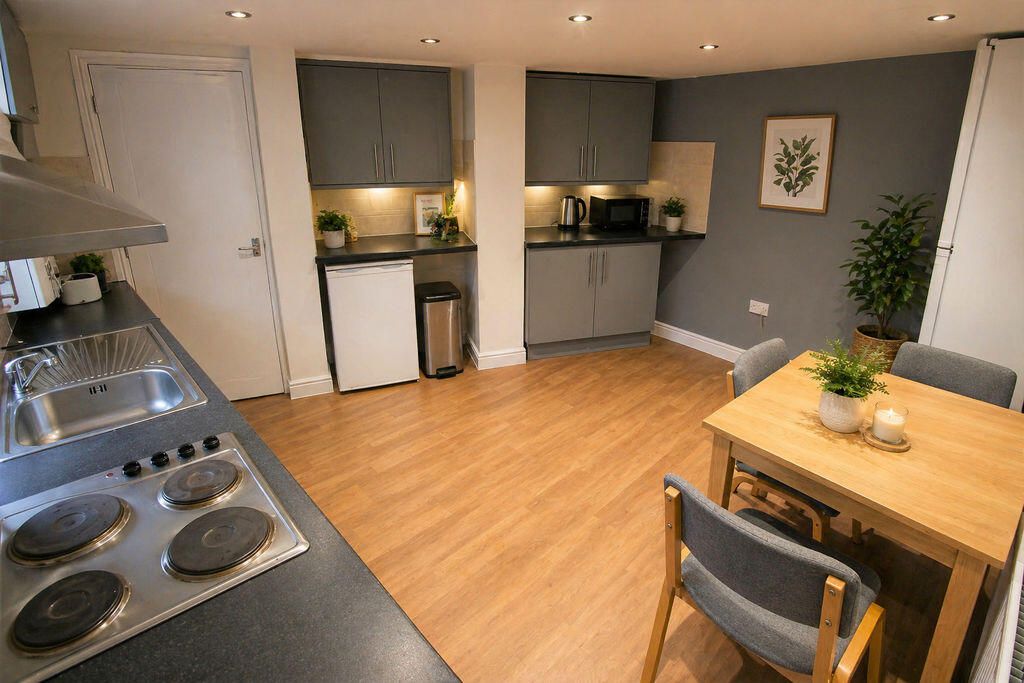 Property photo 3 of 5 Gallery