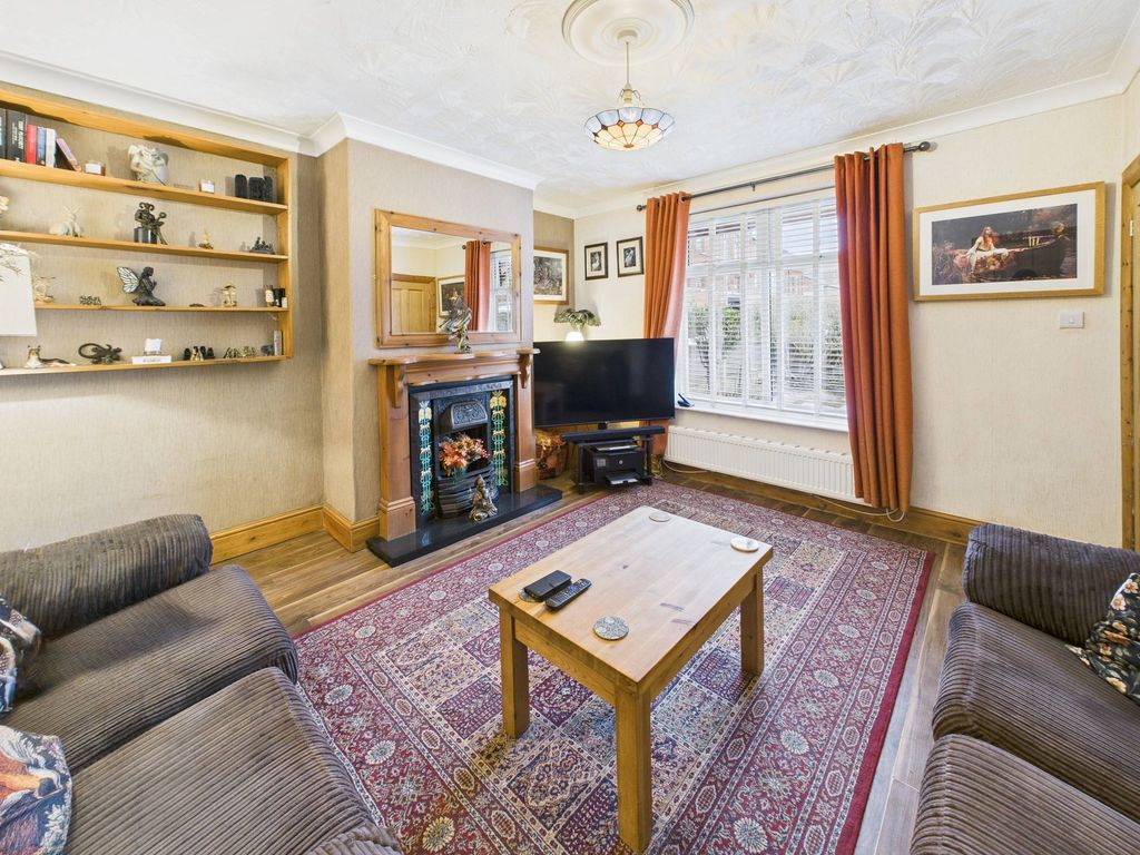 Property photo 2 of 26