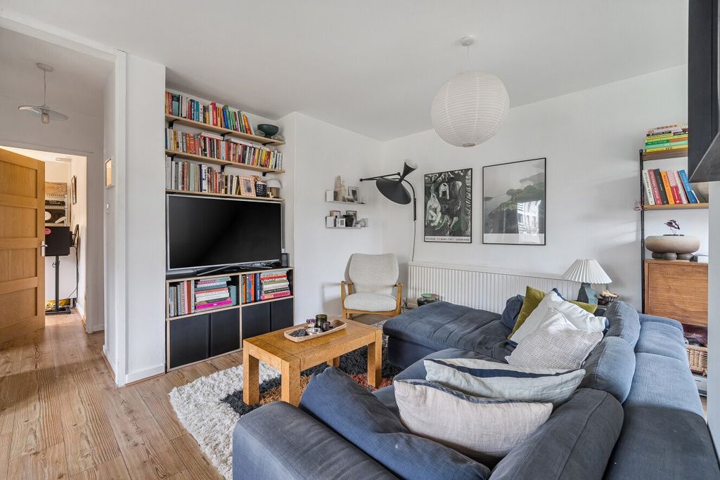 Property photo 2 of 19 Picture No. 10