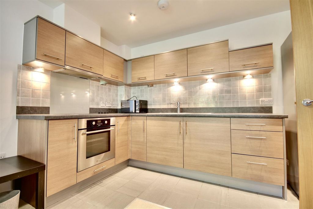 Property photo 1 of 7 Ypxgee6Dfksejuhiny39Aa.Jpg