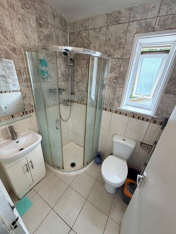 Property photo 2 of 28 Gallery