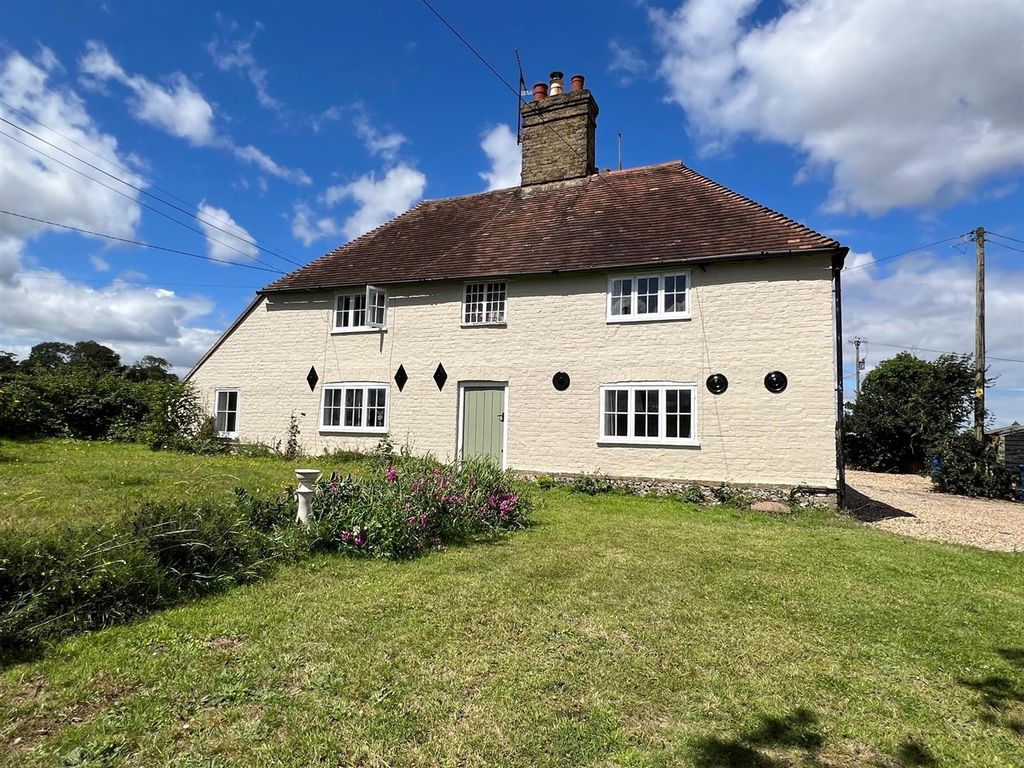 Property photo 1 of 15 2 Corner Front 1.Jpg