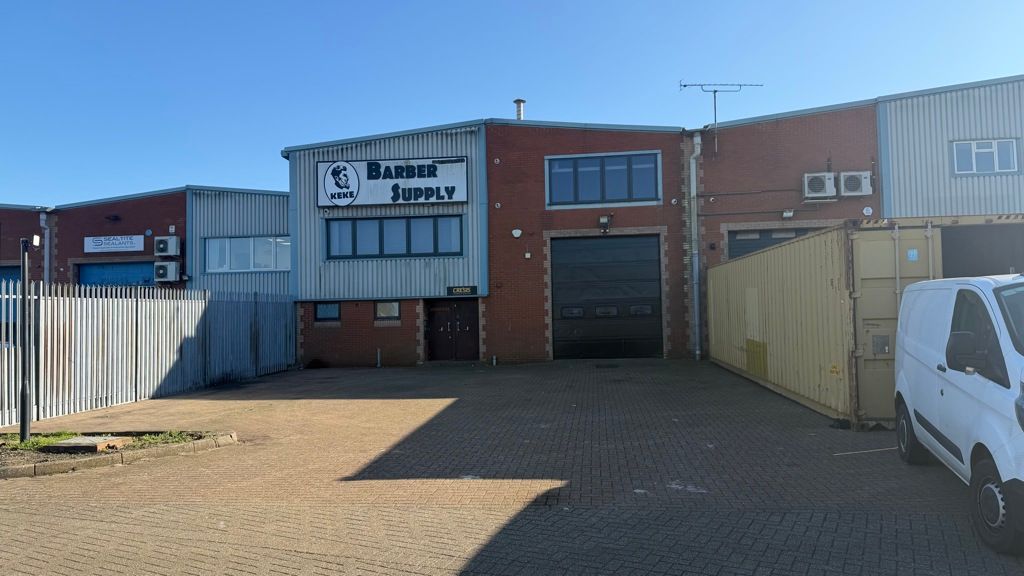 Property photo 1 of 8 Photo 12