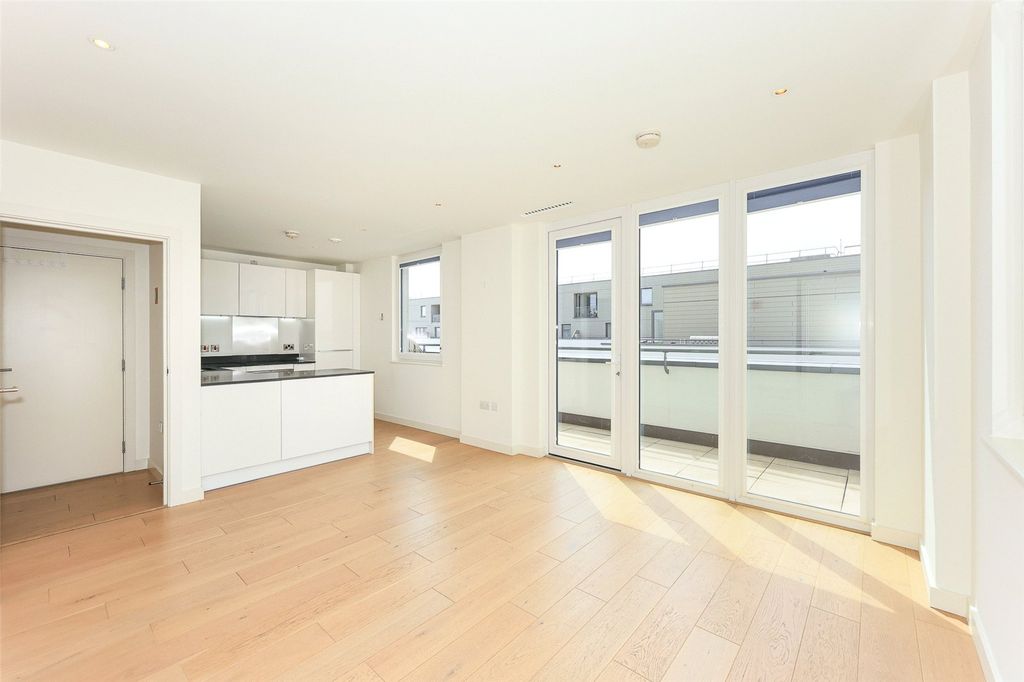 Property photo 2 of 21 Picture No. 03