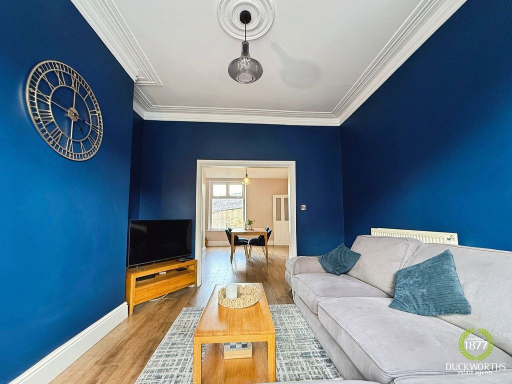 Property photo 2 of 26