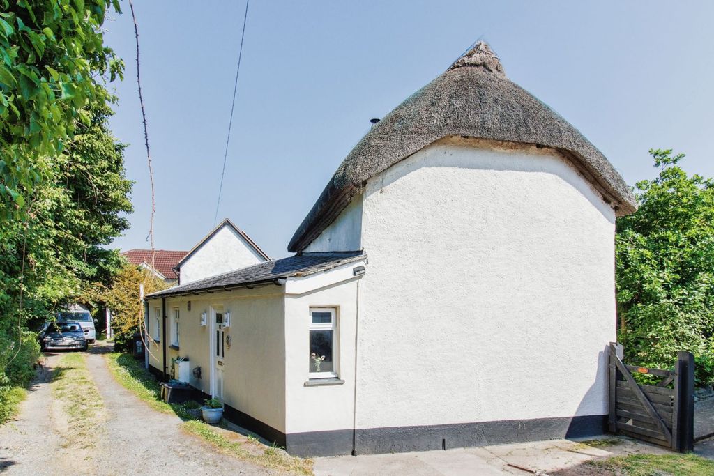 Property photo 1 of 22