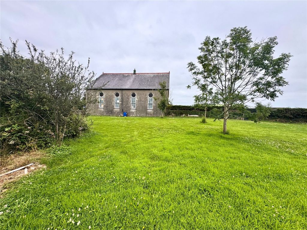 Property photo 2 of 12 Picture No. 02