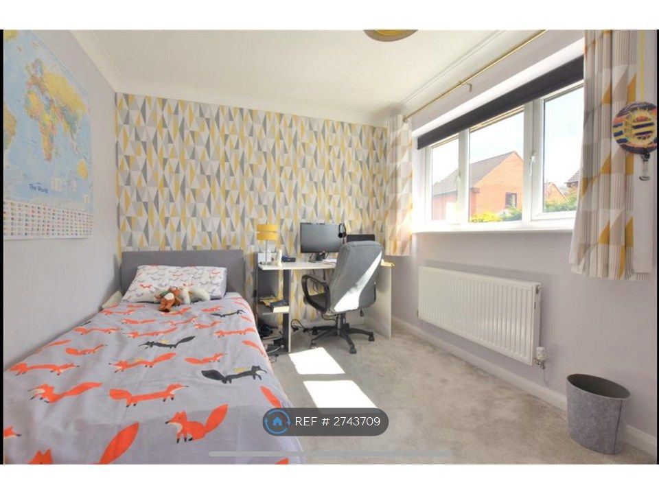 Property photo 2 of 23