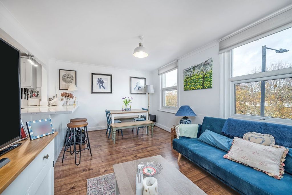 Property photo 2 of 4