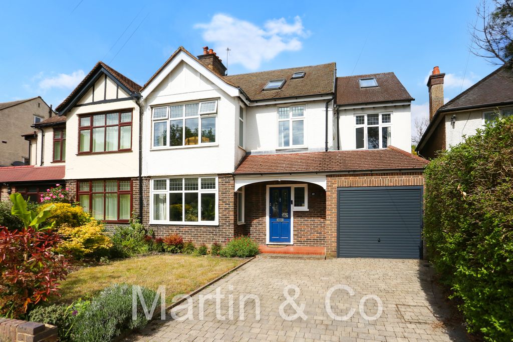 Property photo 1 of 34 1701027818 - 10 Culmington Road, Cr2 - 34-Edit