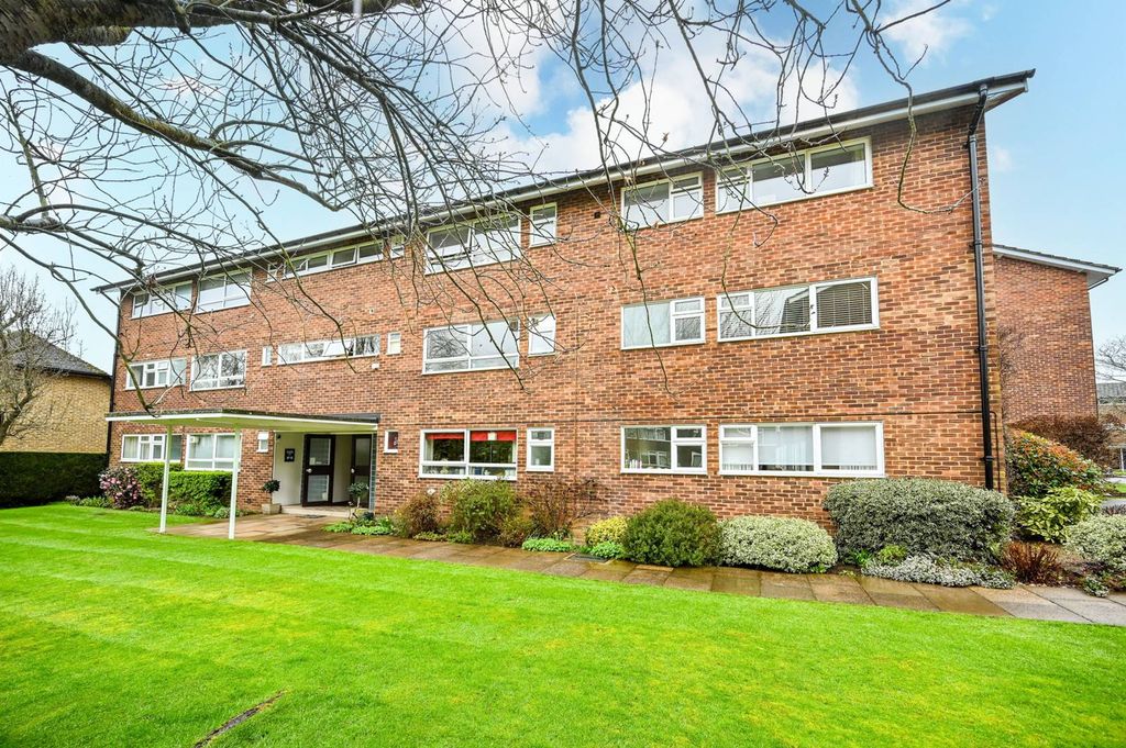 Property photo 2 of 13