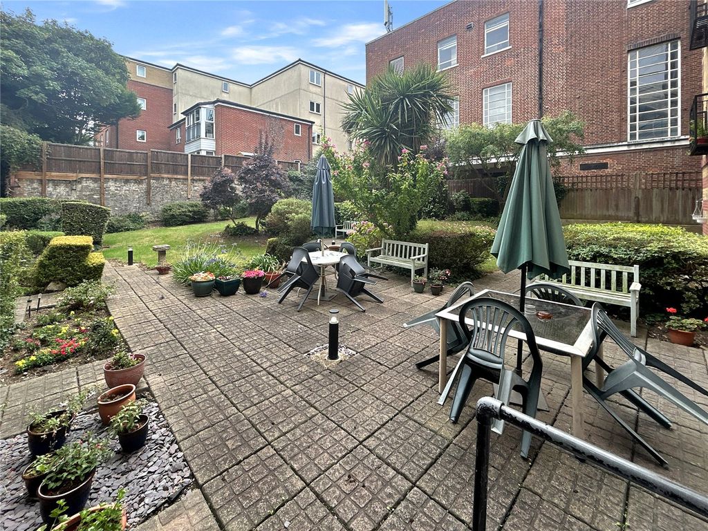 Property photo 1 of 30 Robinson Jackson